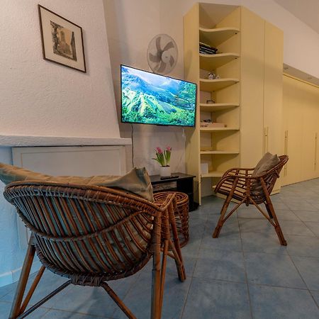 Emma'S House Apartment เลียร์นา ภายนอก รูปภาพ
